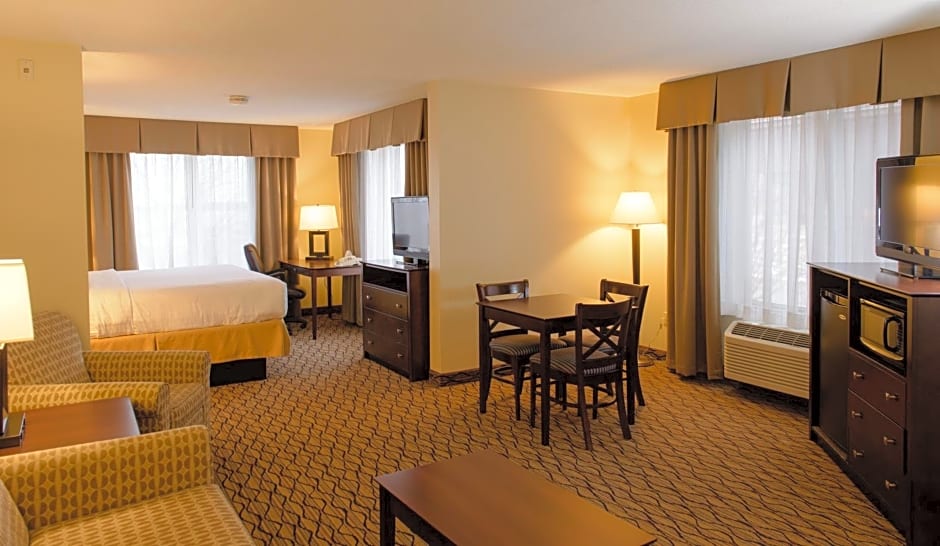 Holiday Inn Express & Suites Superior, an IHG Hotel