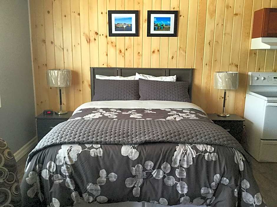 Photo 1 of 3 of Suite