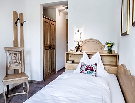 Single Room with Terrace