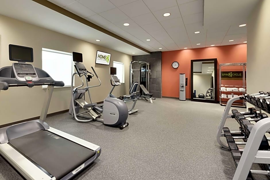 Home2 Suites by Hilton Minneapolis / Roseville, MN
