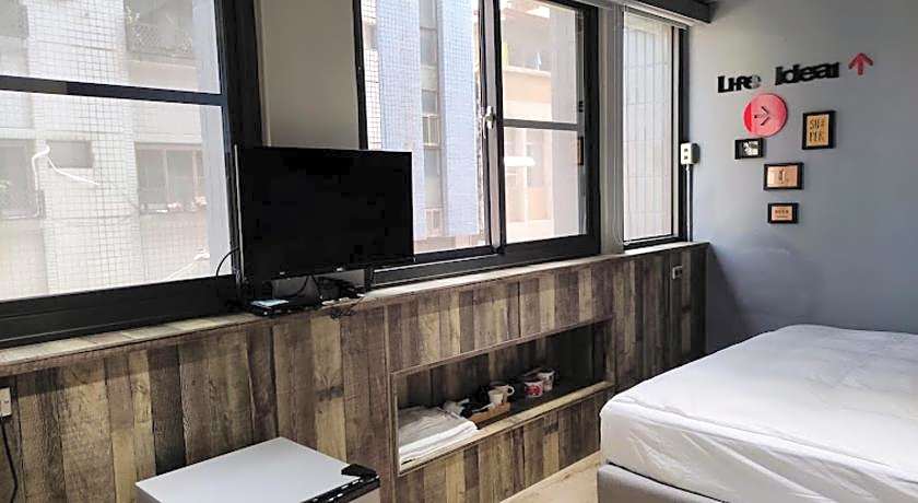 18th prussianblueinn