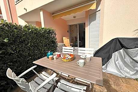 Escapade Marine - P2 avec terrasse et parking proche de la plage