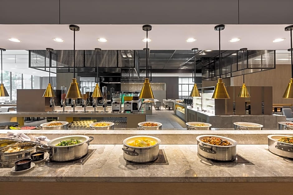 Lakeshore Hotel Tainan