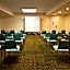 La Quinta Inn & Suites by Wyndham St. Pete-Clearwater Airport