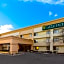 La Quinta Inn & Suites by Wyndham Chicago Willowbrook