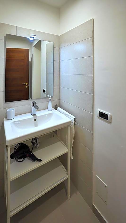 Cataneasy Rooms