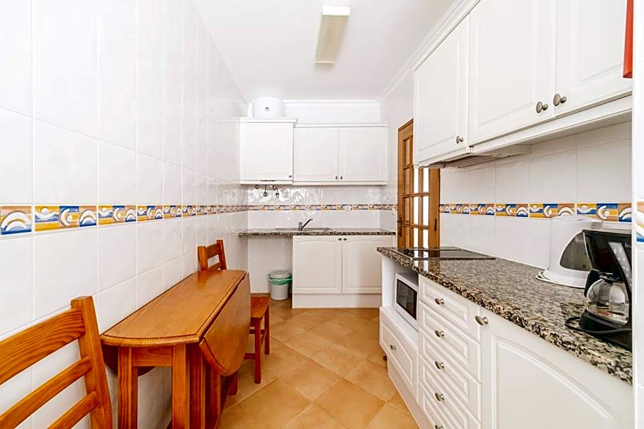 Oasis Beach Apartments