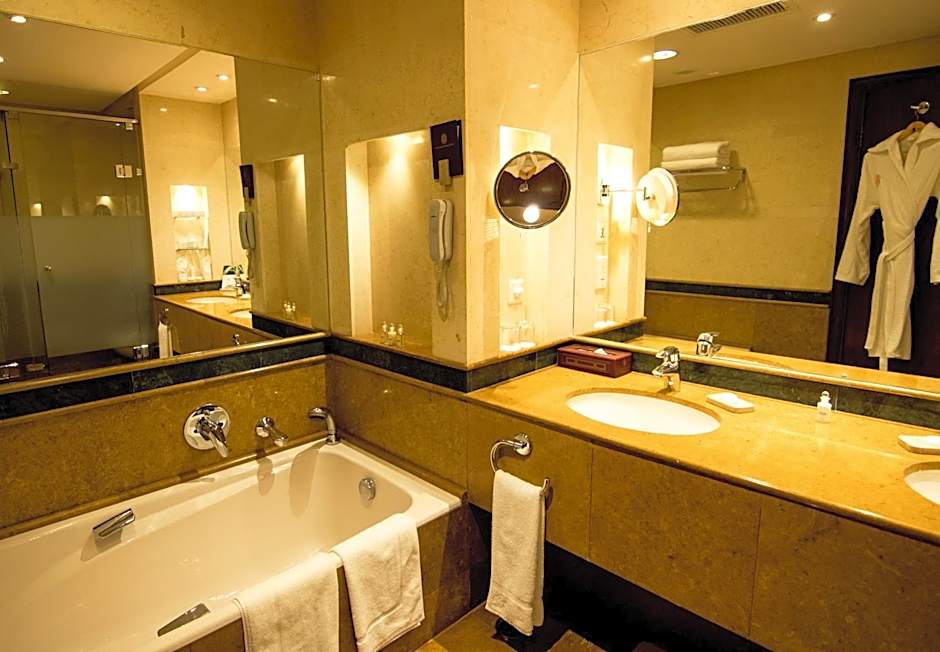 Islamabad Serena Hotel