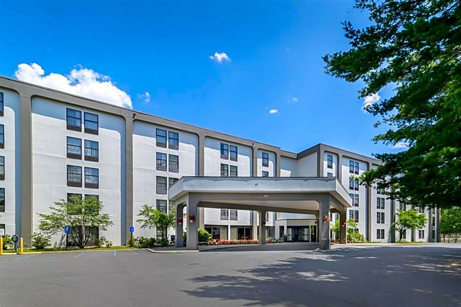 Hampton Inn Albany-Wolf Road (Airport)