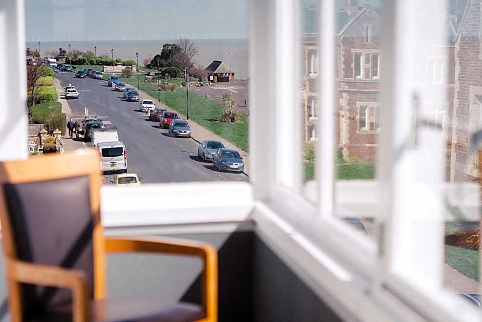 San Clu Hotel, Bar & Brasserie