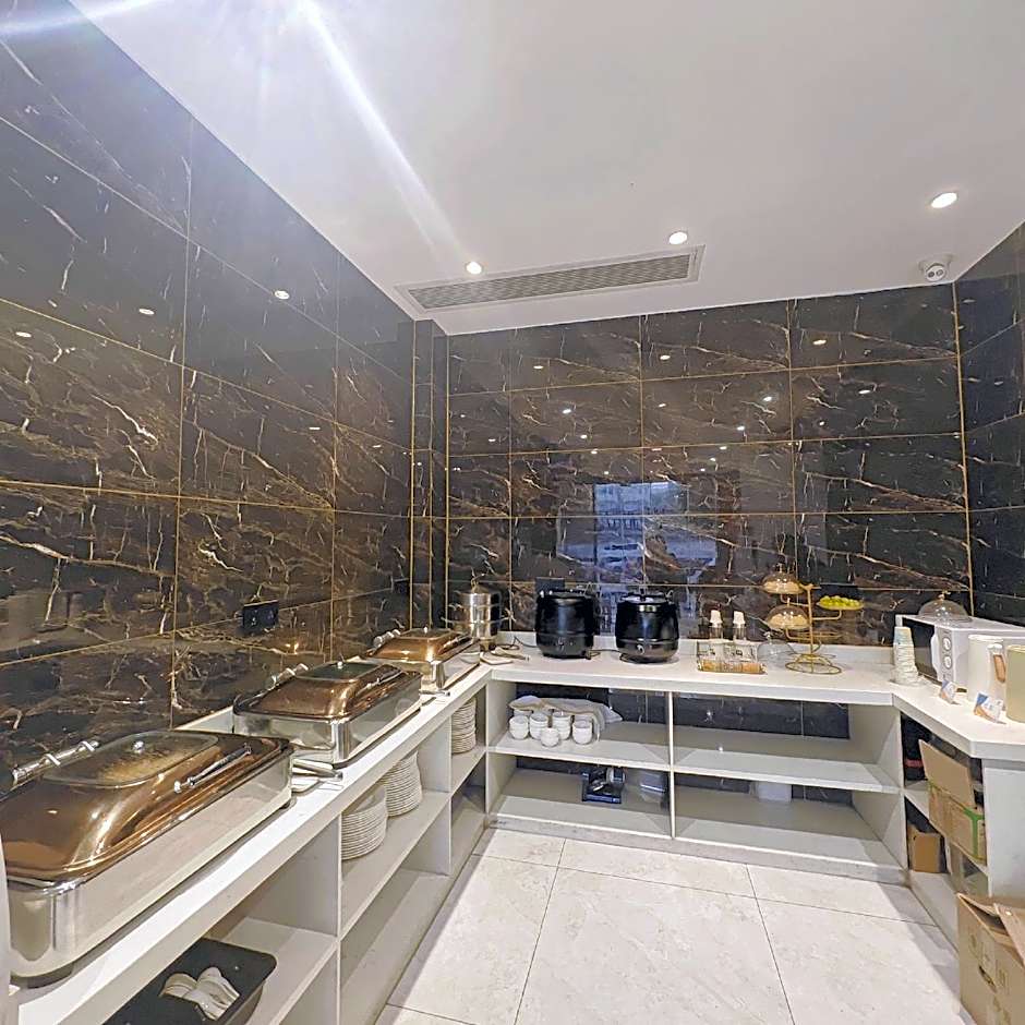 ZMAX Hotel Guangzhou Tianhe Sports Center East Metro Station