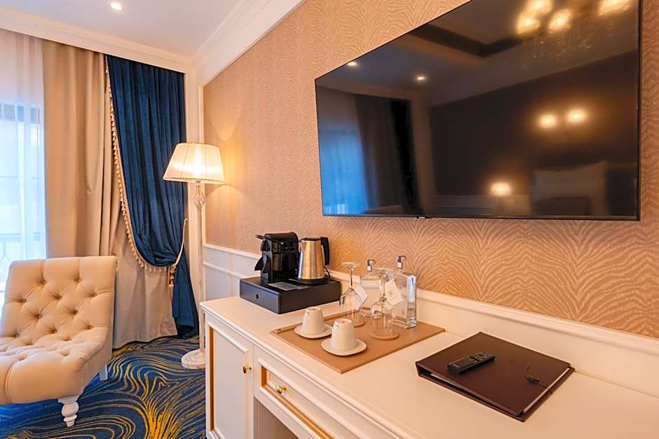 Hotel NOBLESSE Boutique&Spa