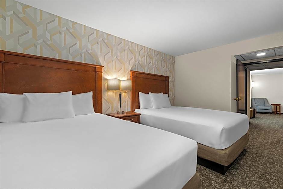 Drury Plaza Hotel St. Louis Creve Coeur