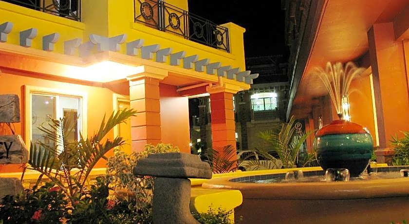 Crown Regency Suites And Residences - Mactan