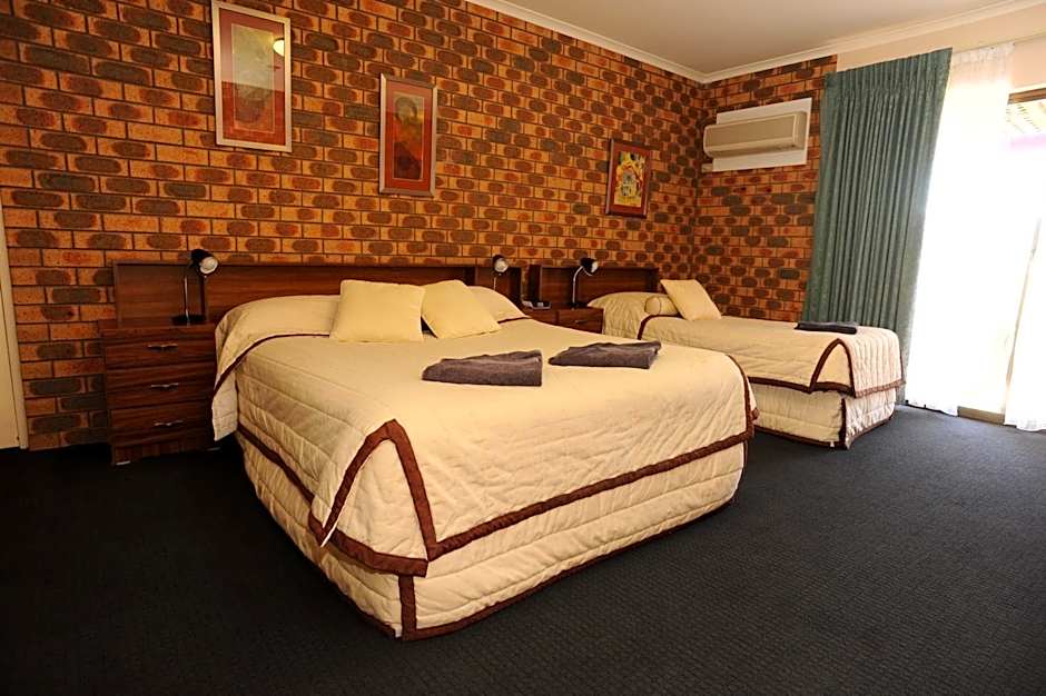 Horsham Mid City Court Motel