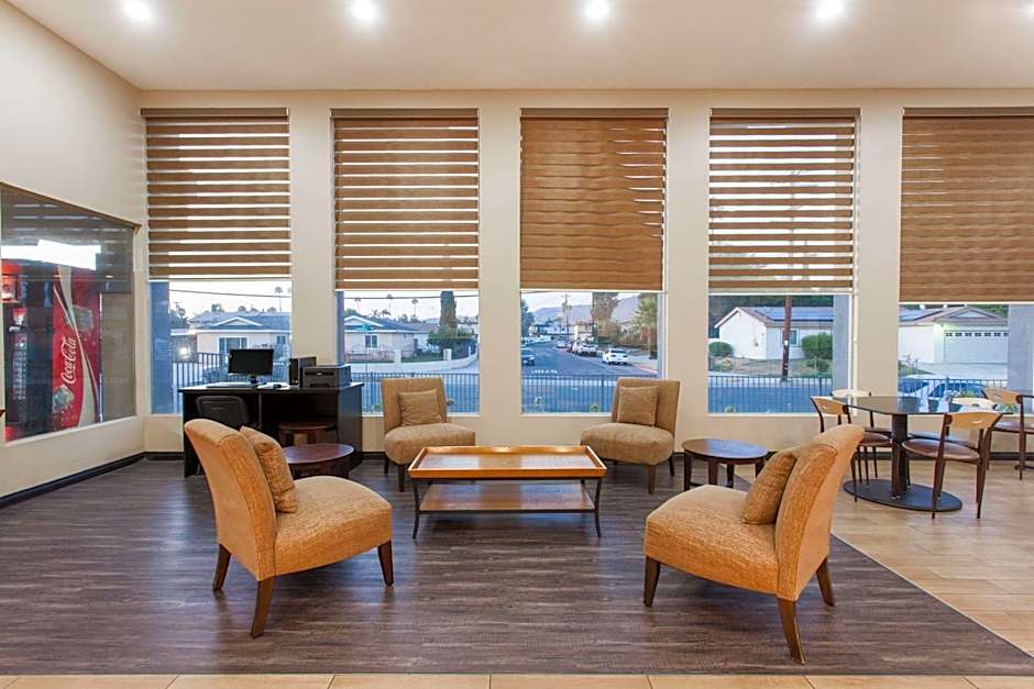 Days Inn by Wyndham San Diego-East/El Cajon