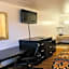 Economy Inn of Holland