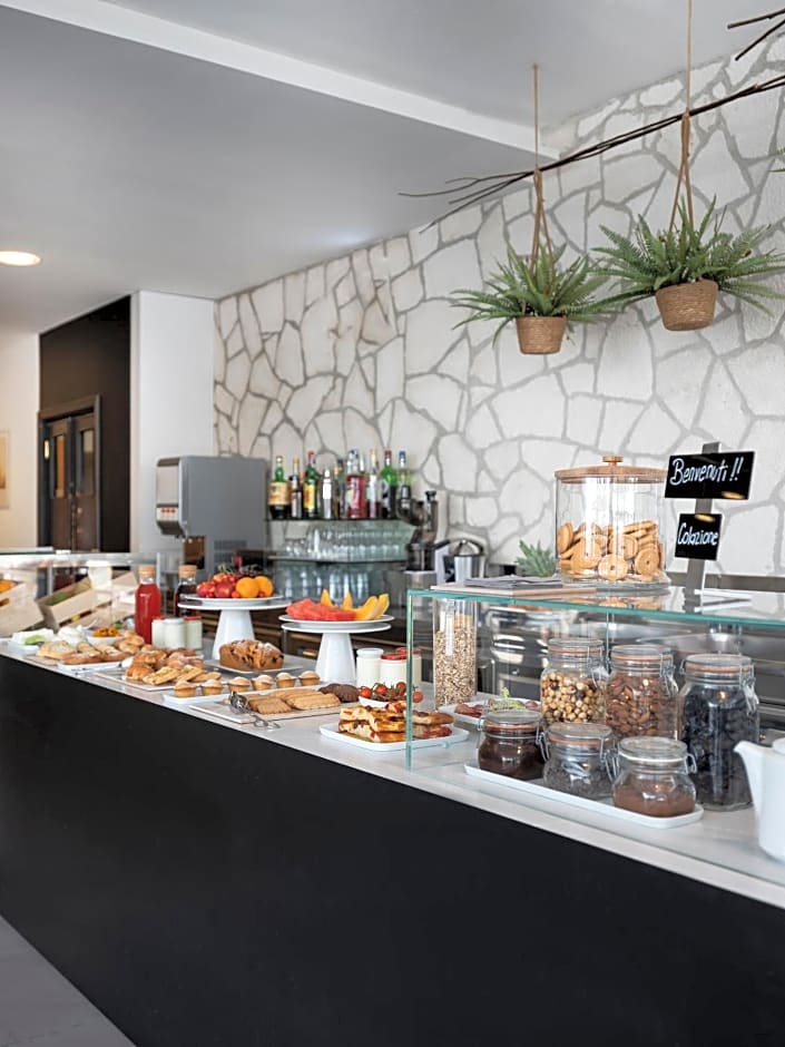 Hotel Ristorante Colle Del Sole