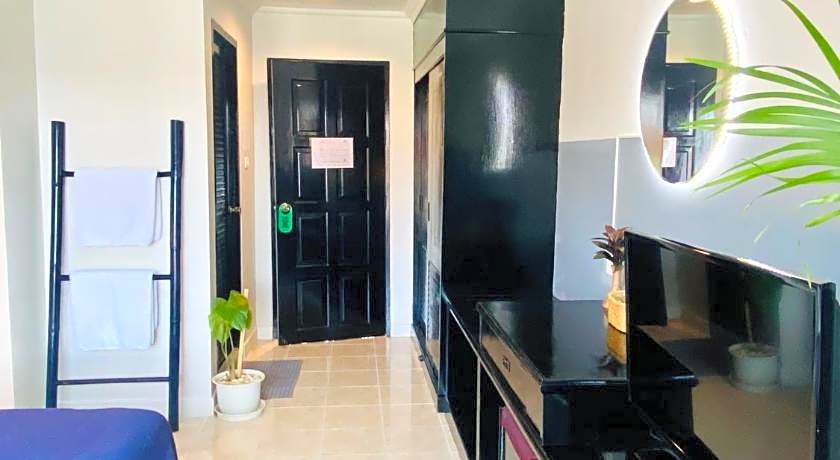 BE Baan Paradise Hotel