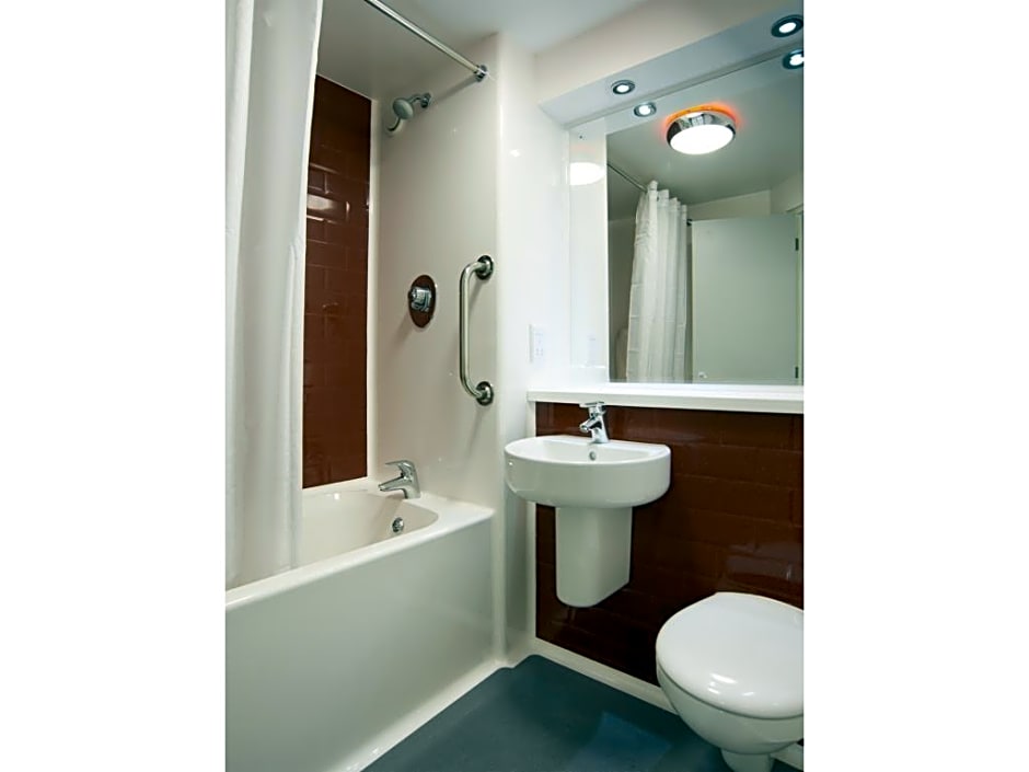 Travelodge Scarborough St Nicholas