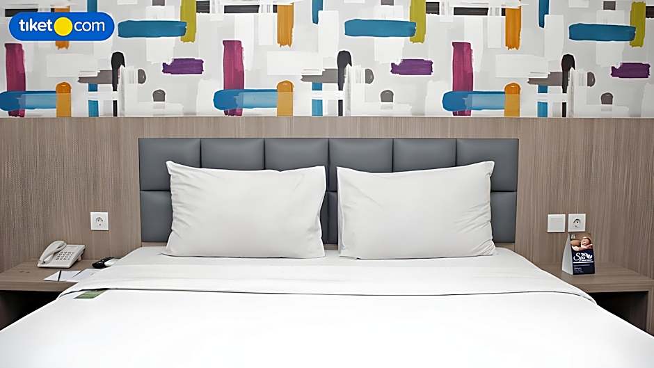 Hotel 88 ITC Fatmawati Jakarta