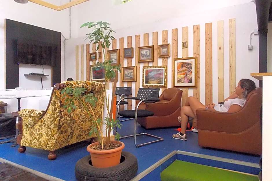 Hostel Colours