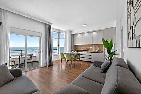 Wave Beachfront Apartments