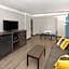 La Quinta Inn & Suites by Wyndham Houston Stafford Sugarland