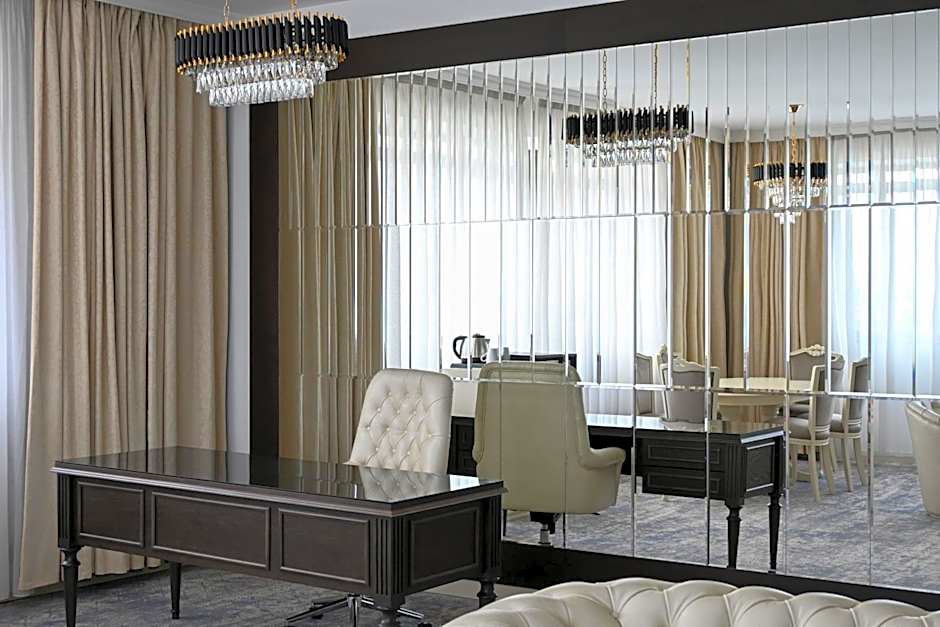 Aleksandar Palace Hotel Congress Center & SPA