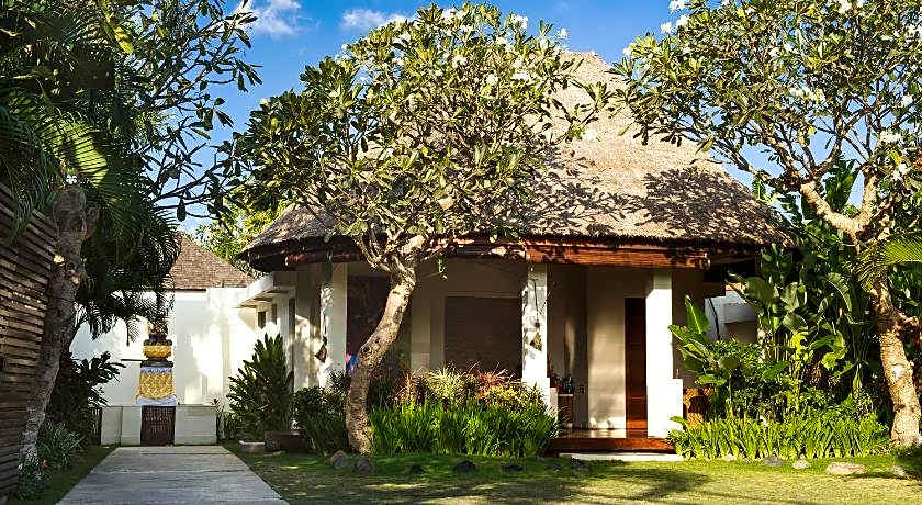 Chandra Bali Villas