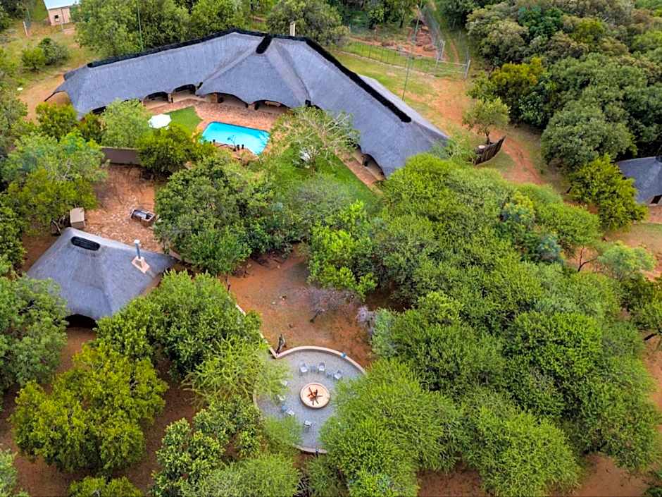 Sable Ranch Bush Lodge