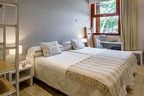 Basic Double or Twin Room