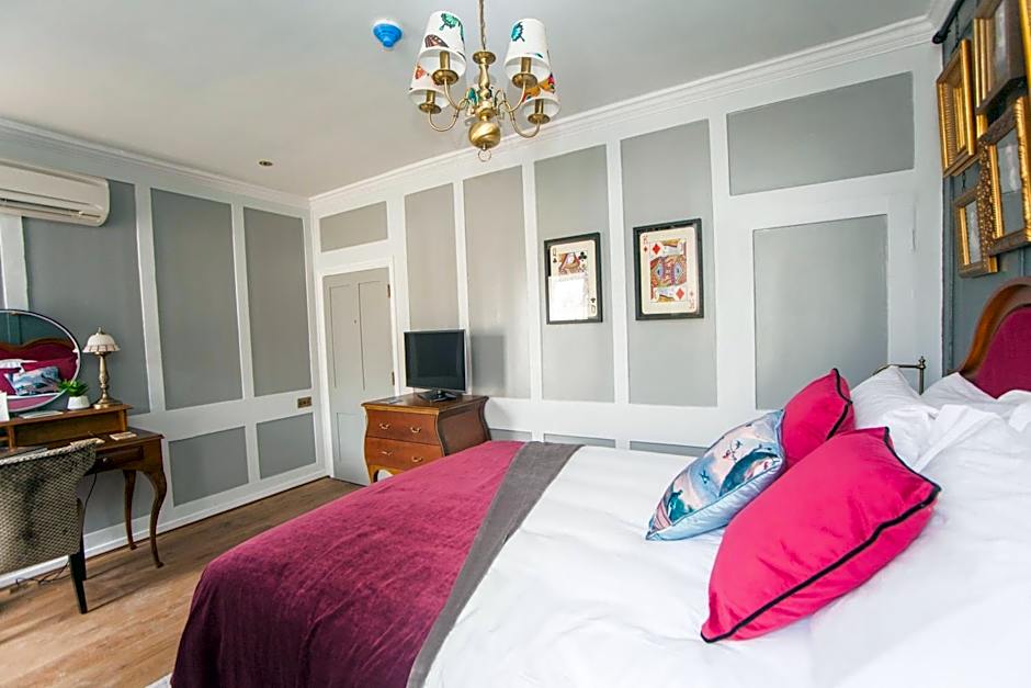 Photo 1 of 3 of Standard 1 King Bed
