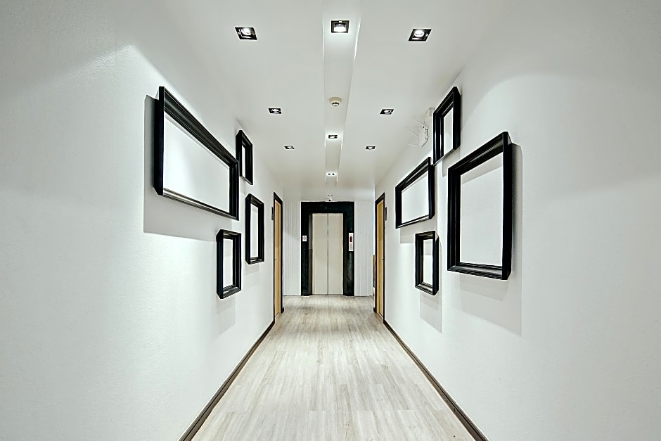 Three Sukhumvit Hotel