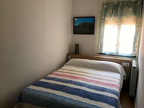Standard Double Room with Shared Bathroom
