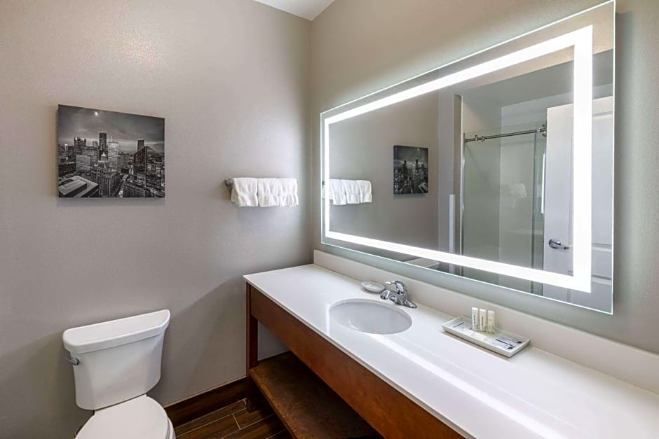 La Quinta Inn & Suites by Wyndham Houston Nw Beltway 8 / West Rd