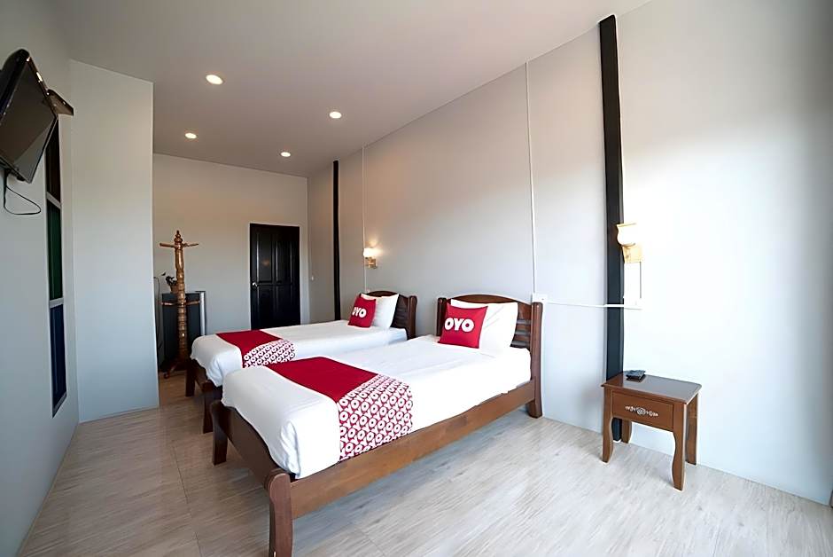 OYO 465 Krung Kao Traveller Lodge