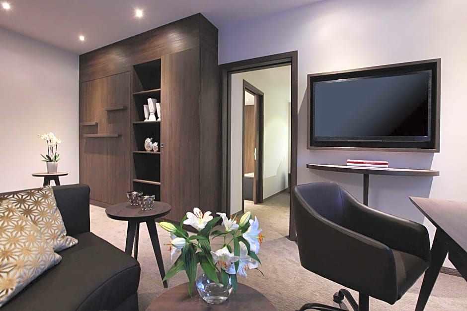 Lindner Hotel Cologne City Plaza, part of JdV by Hyatt