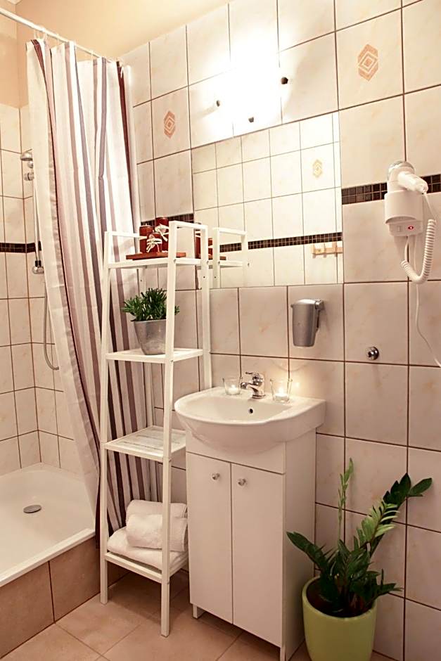 BedRooms Piotrkowska 64