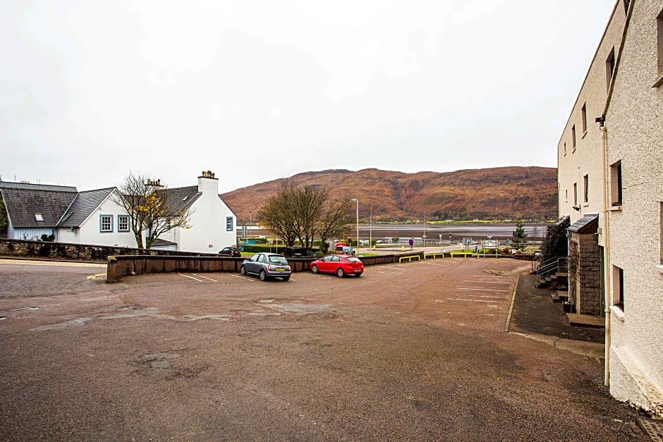 Muthu Fort William