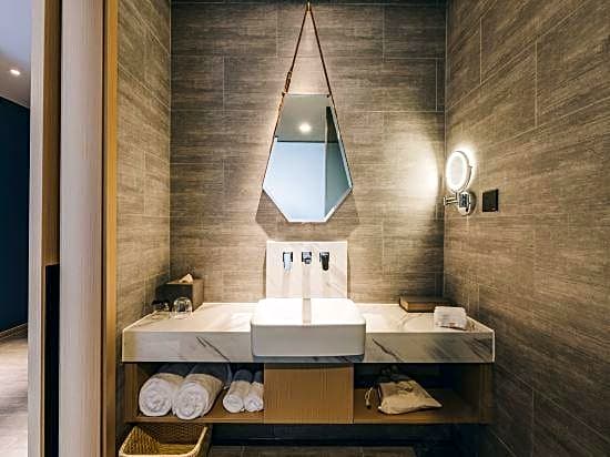 Atour Hotel (Jiangyin Binjiang Middle Road Sports Center)                                  