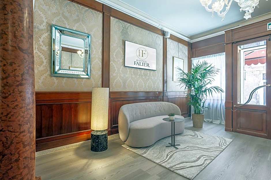 Hotel Falier