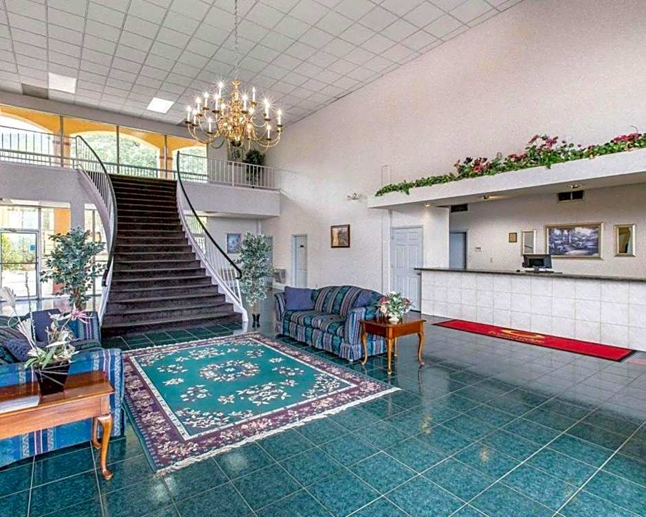 Econo Lodge Dalton West