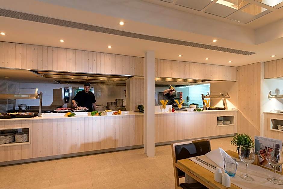 FERGUS Style Palmanova - Adults Only