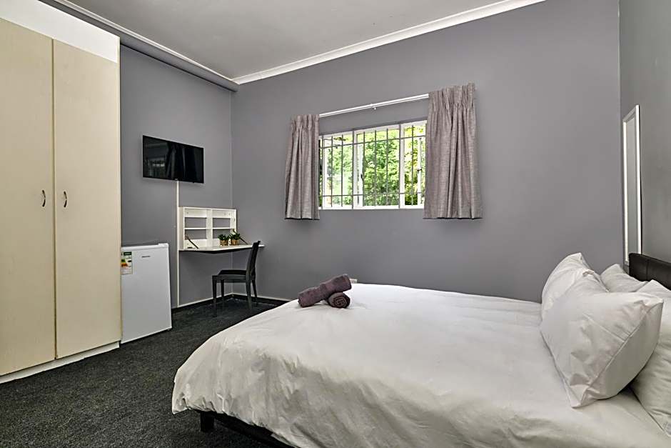 Inn & Out Sandton
