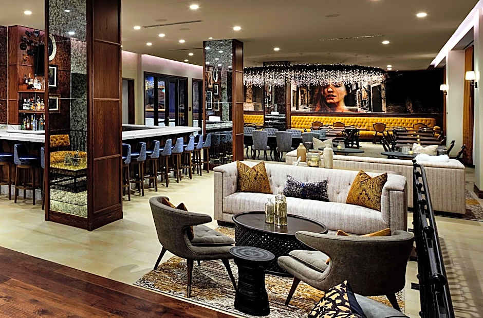 The Peregrine Omaha Downtown Curio Collection by Hilton