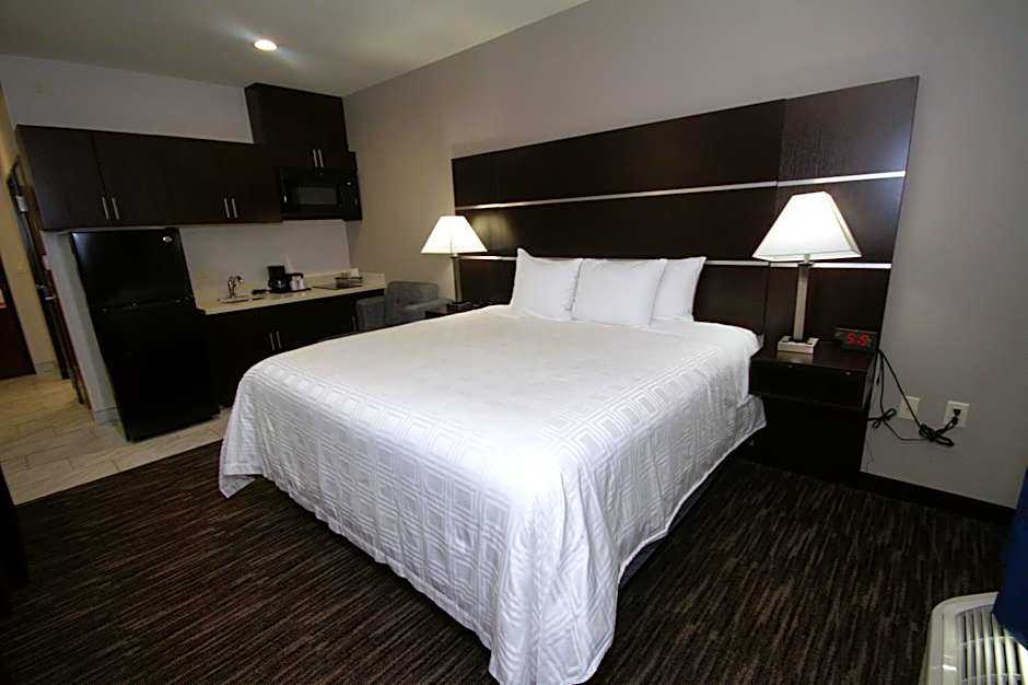 Atrium Hotel And Suites Dfw Airport