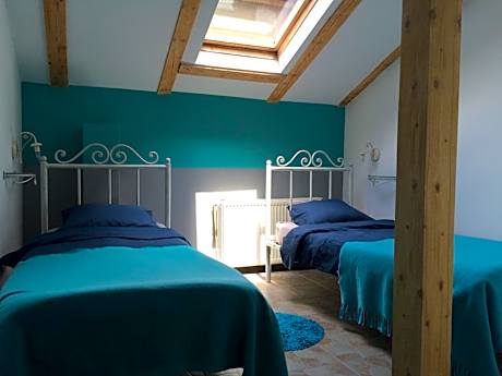 Twin Room with Private Bathroom