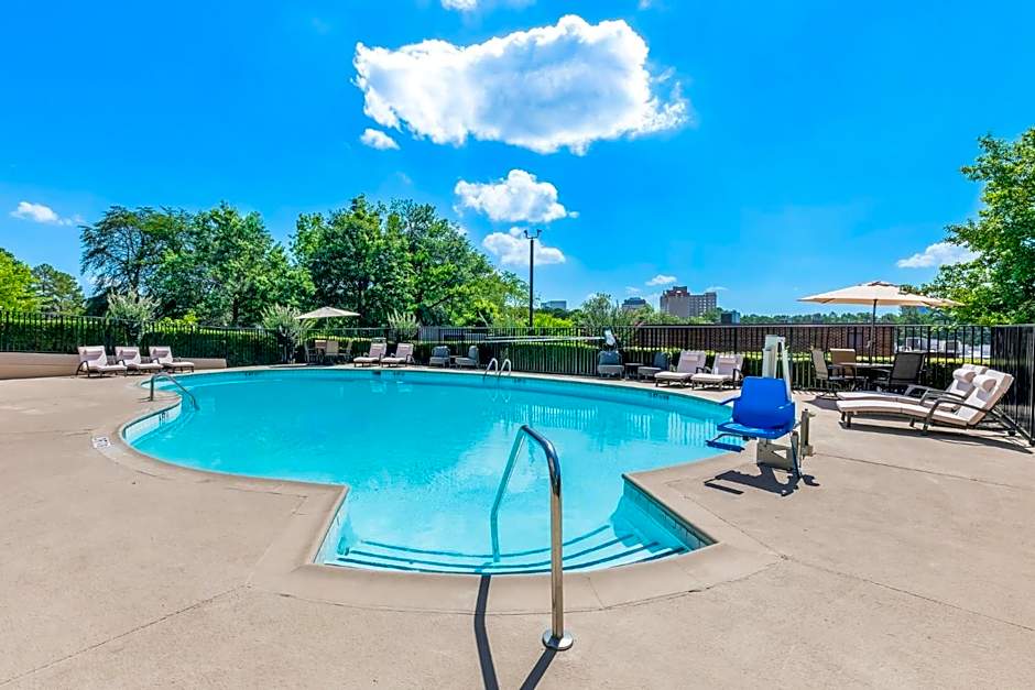 Holiday Inn Express Atlanta NW - Galleria Area By IHG