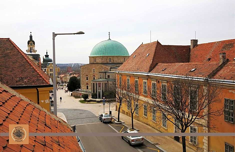 Hotel Főnix